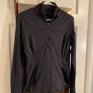LULULEMON BLACK HALF ZIP